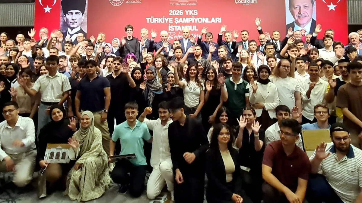 İstanbul’da YKS Şampiyonları Buluşması Yapıldı