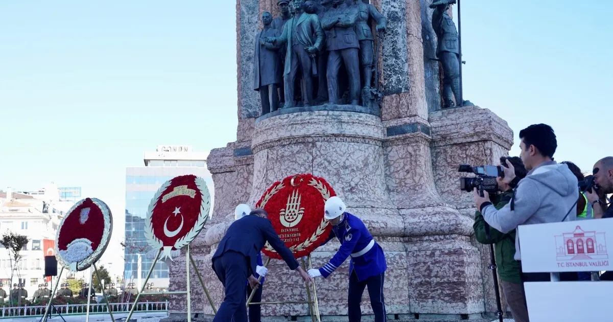 İstanbul’un Kurtuluşu Taksim’de Coşkuyla Kutlandı!