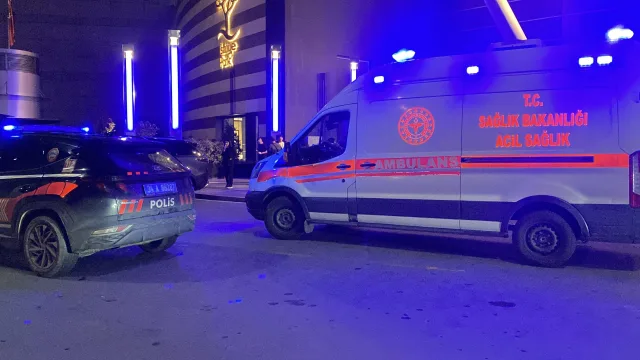 İstinyePark AVM'de protesto gerginliği: İsrail vatandaşı kadın güvenlik eşliğinde çıkarıldı