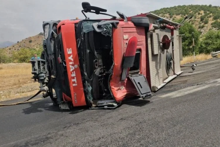 İtfaiye Aracı Devrildi: 1 Ölü, 2 Yaralı
