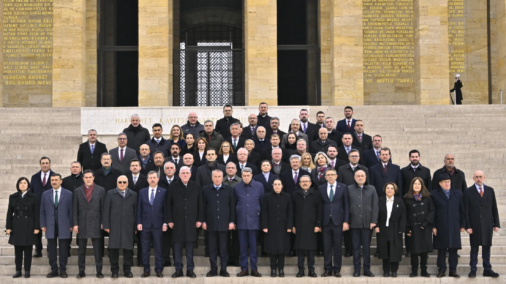 İyi Parti Anıtkabir’de İstiklal Vurgusu Yaptı