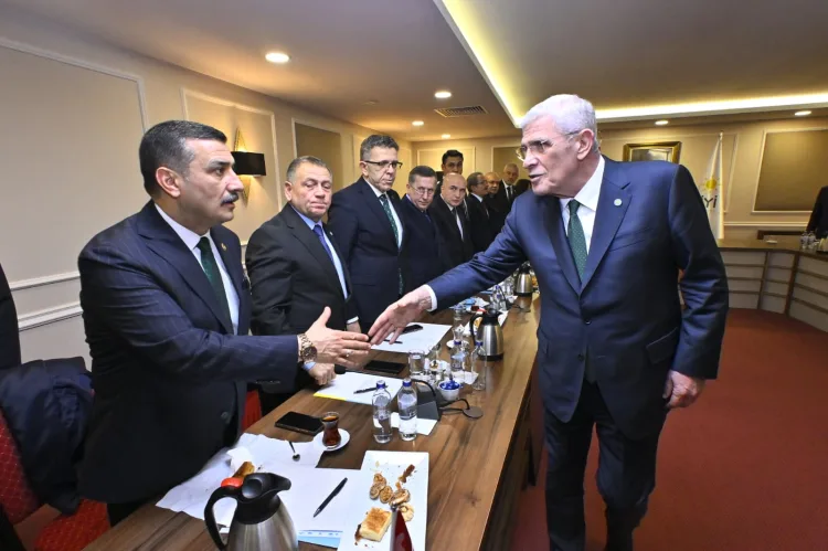 İYİ Parti’de Yeni Yönetim Kadrosu Belirlendi!