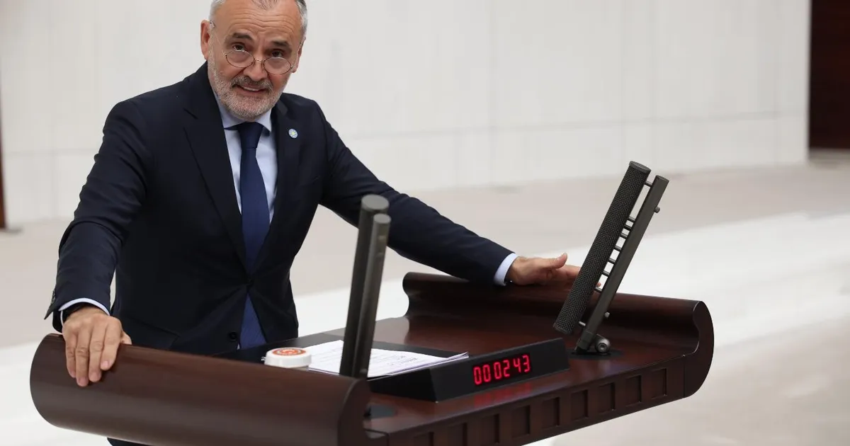 İYİ Parti’den Dış Politika Eleştirisi: Tutarsızlıklar