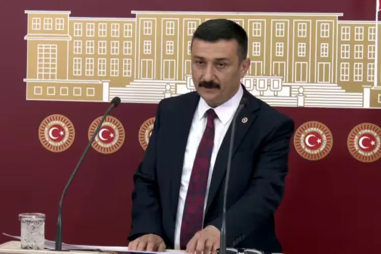 İYİ Parti Kurultayı’nda Yeni İsimler Belirlendi!