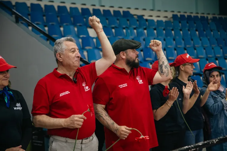 İzmir’de 127 İşçi Sendikalı Oldu, Bayram Kutlandı!
