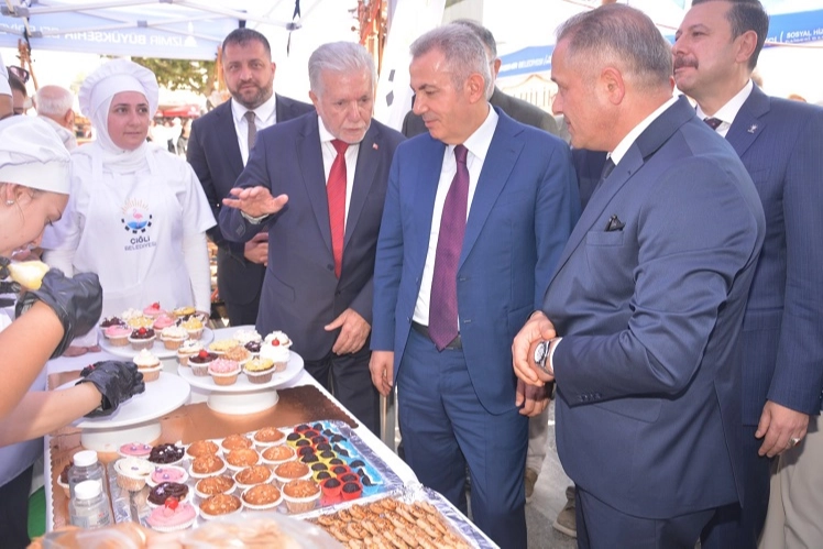 İzmir’de Ahilik Haftası Renkli Etkinliklerle Kutlandı!