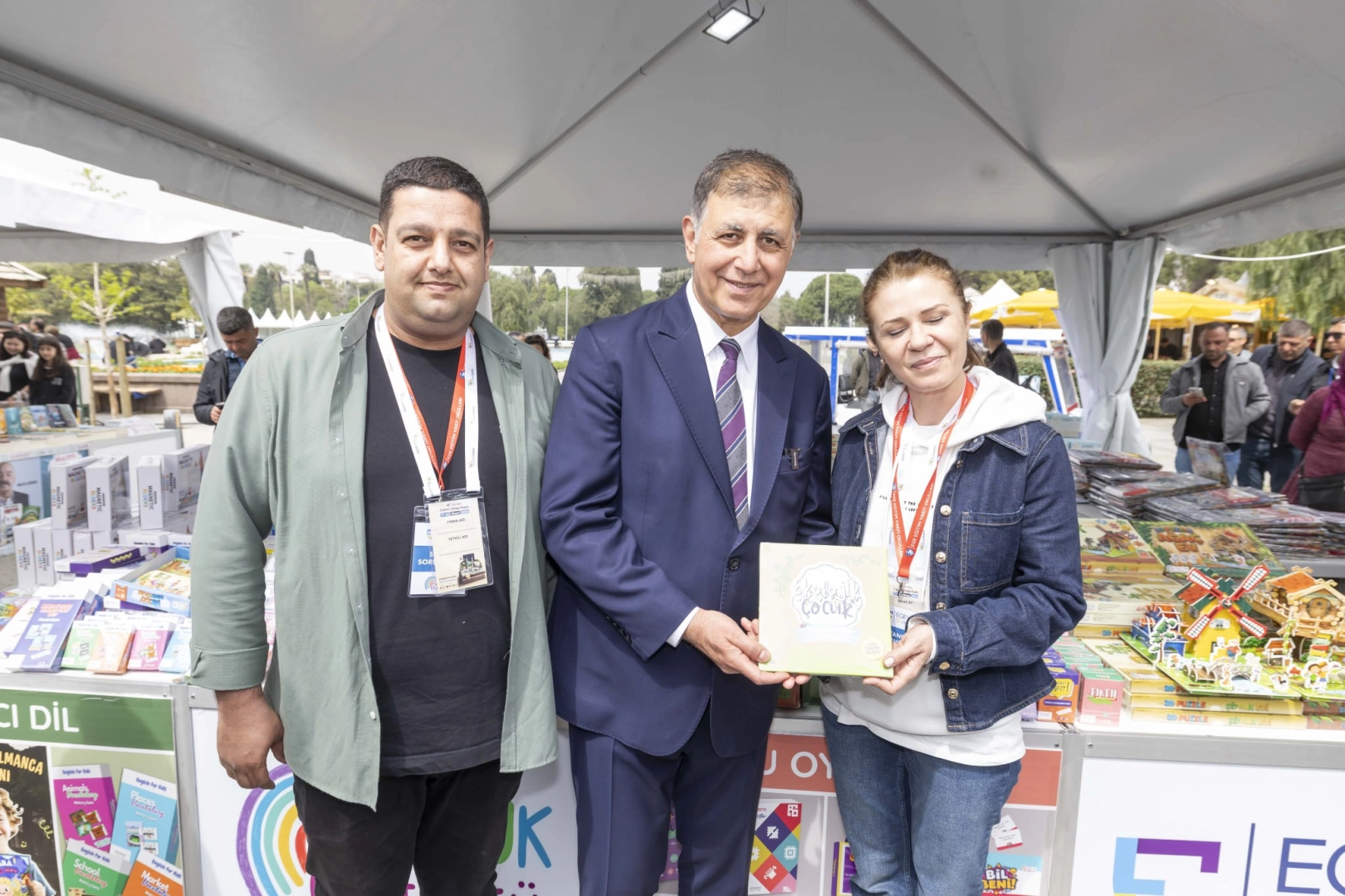 İzmir’de Bahar, Kitap Fuarıyla Coşuyor!