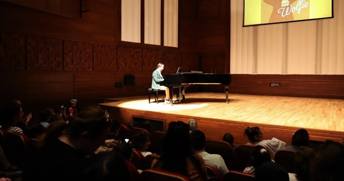 İzmir’de Çocuklar Mozart Müzikleriyle Buluştu!