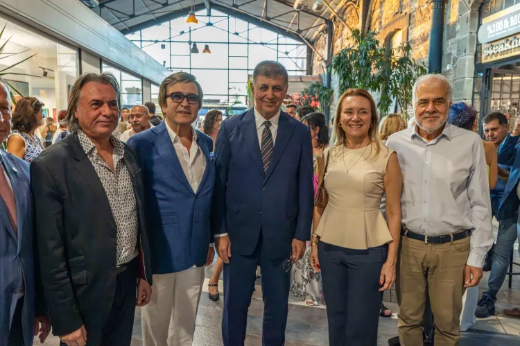 İzmir’de Devrim Erbil ve Erol Evgin Buluşması