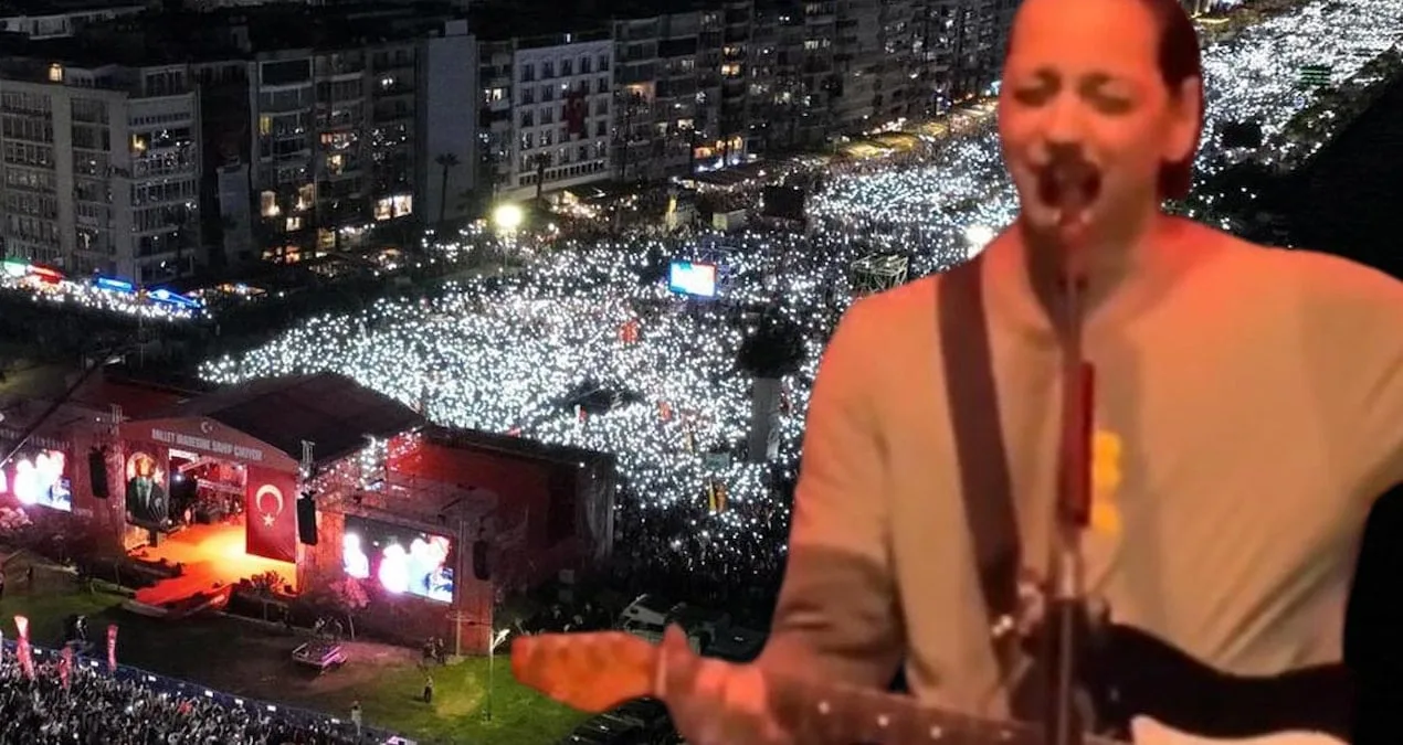 İzmir’de Duman Konserinde Teğmenlere Selam