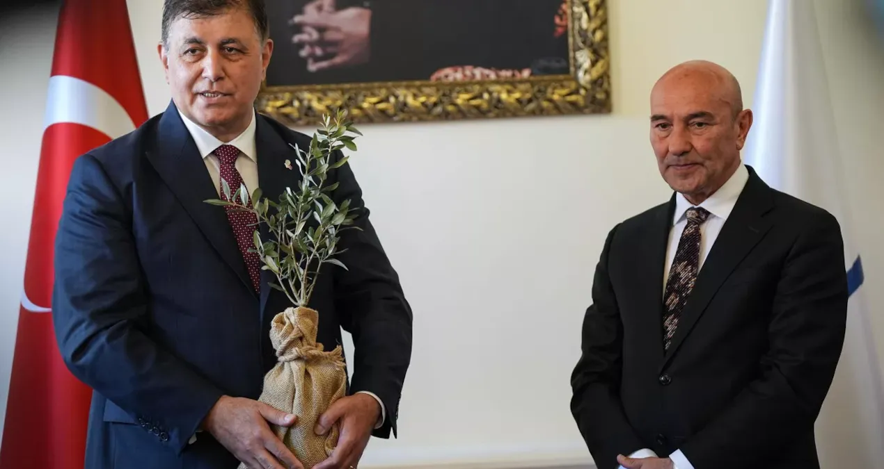 <p><strong>İzmir’de Grev: Tugay’dan Sert Mesajlar!</strong></p>