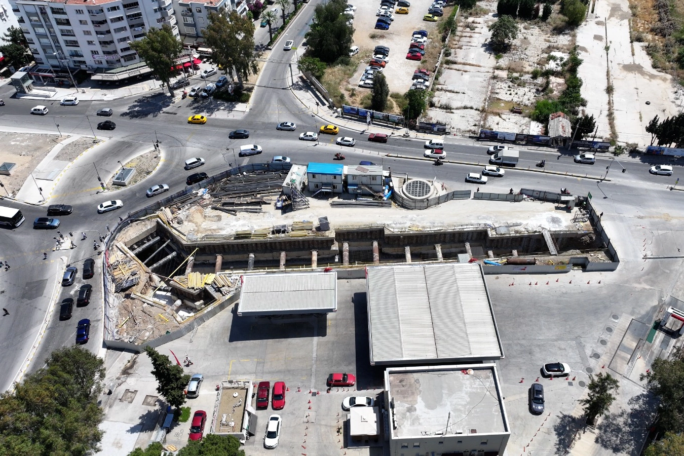 İzmir’de Hastane için Yeni Yaya Tüneli Yapılıyor!