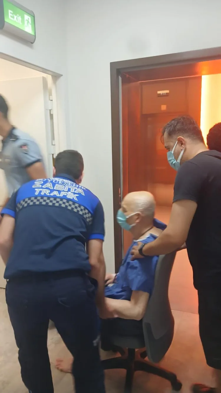 İzmir’de Hastane Yakınında Yangın: Ekipler Seferber!
