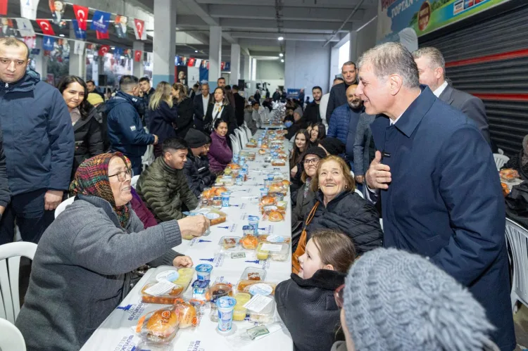 İzmir’de İftar Sofralarıyla Birlik ve Beraberlik