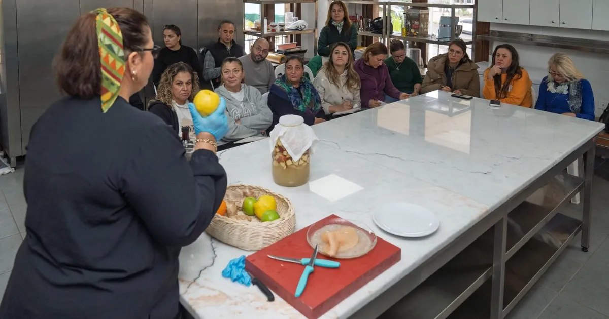 İzmir’de Katılımcılara Sirke Yapım Eğitimi!