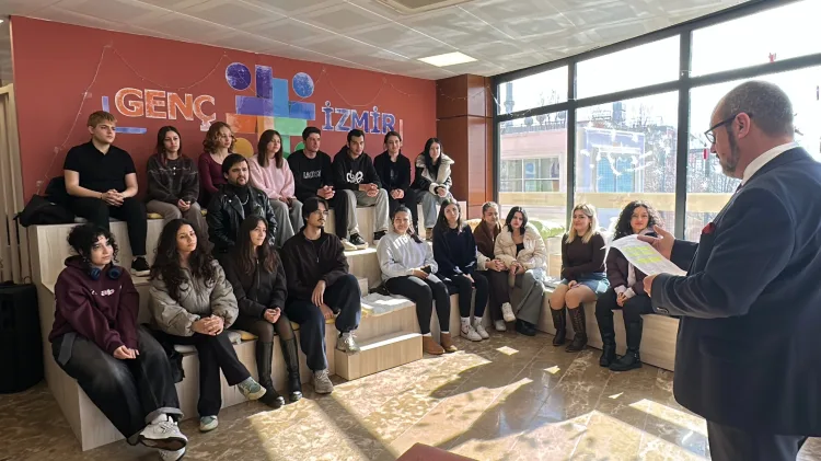 İzmir’de Konservatuvar Kursuna 154 Başvuru!