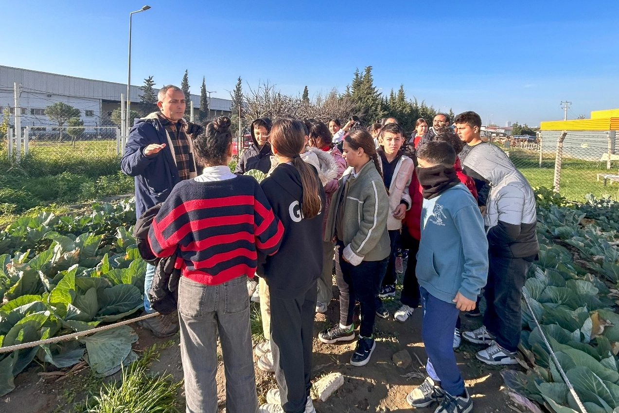 İzmir’de Öğrencilere Ekoloji Eğitimi Verildi!