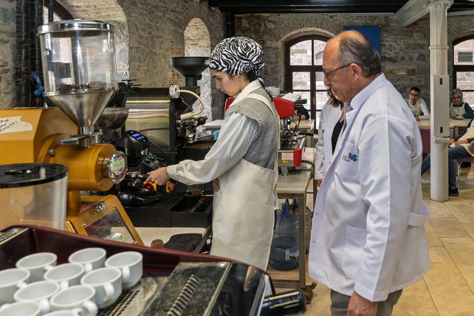 İzmir’de Otizmli Gençler Barista Olma Yolunda