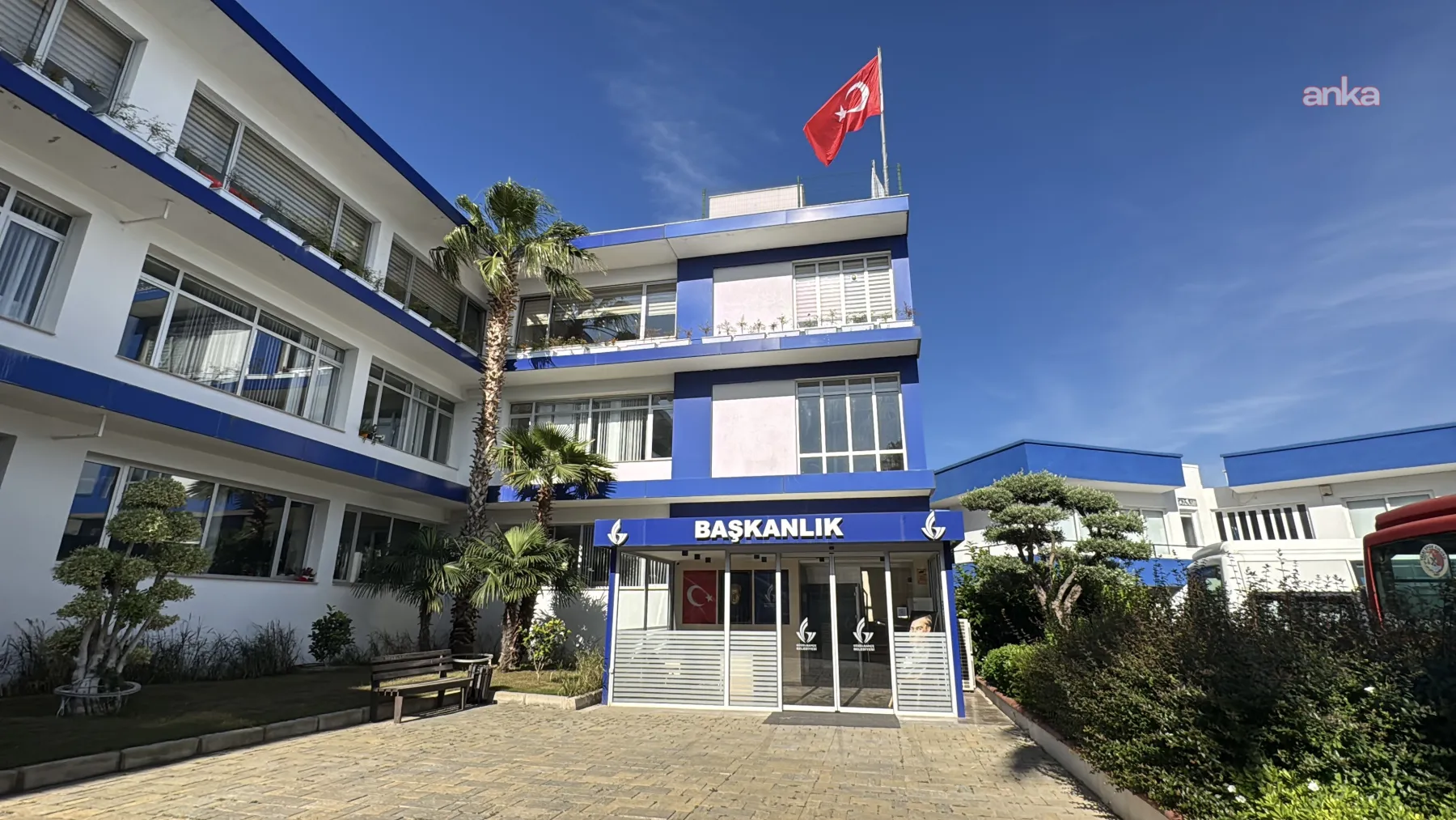 İzmir’de Rüşvet Operasyonu: 4 Tutuklama!