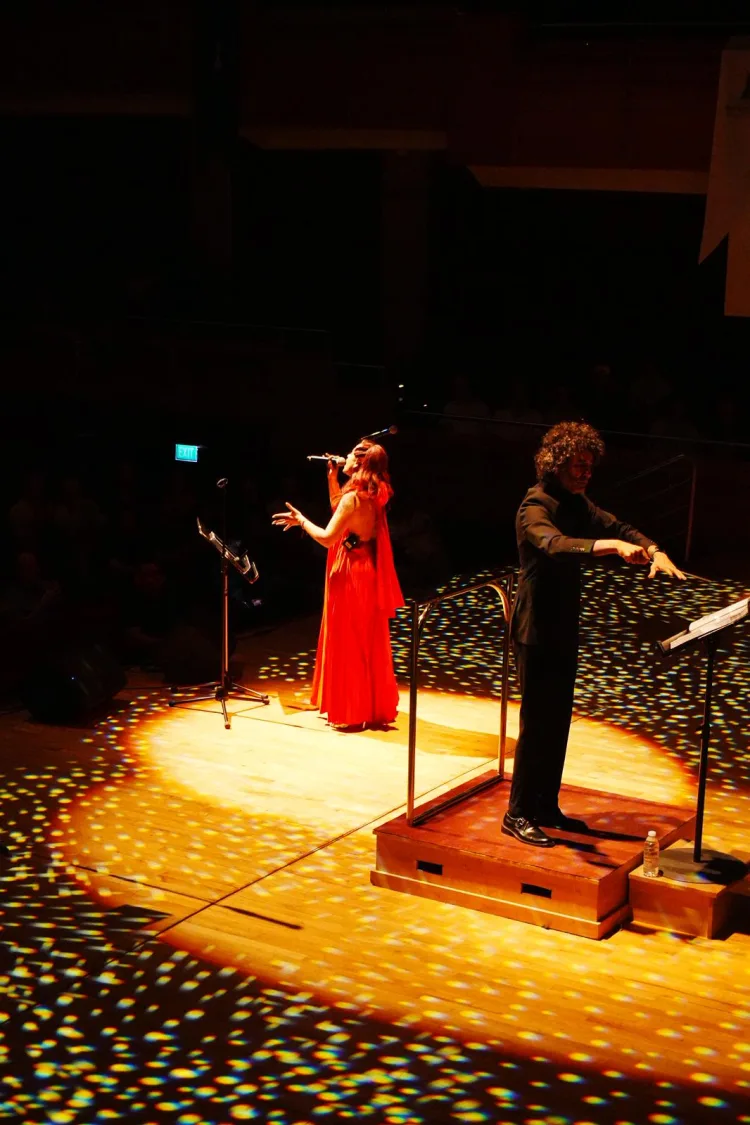 İzmir’de Smyrna Ensemble: Sanatın Yeni Yüzü!