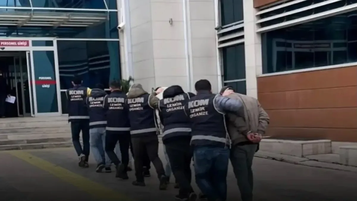İzmir’de Suç Örgütüne Büyük Operasyon! 36 Gözaltı