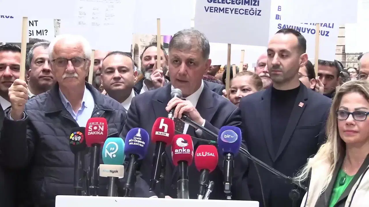 İzmir’de Tahliye Sürecinde 15 Günlük Nefes!