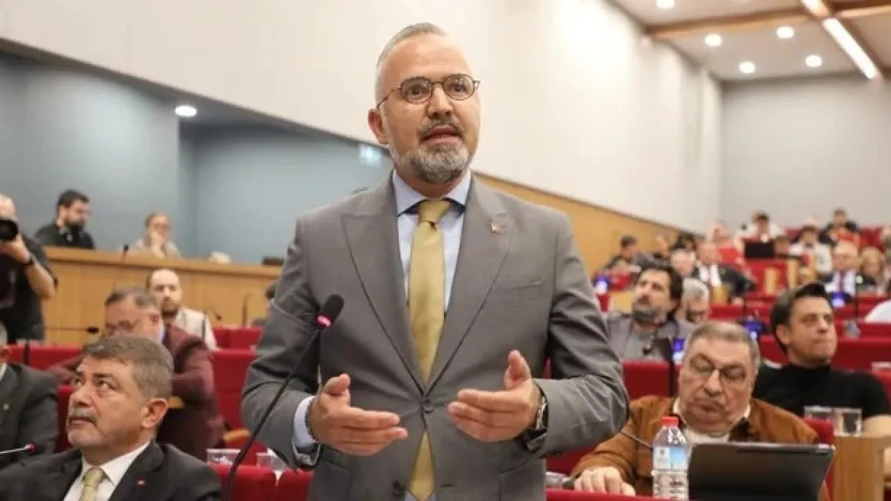 İzmir’de Taksi Ücretleri Yükseldi, Gerginlik Tırmandı!