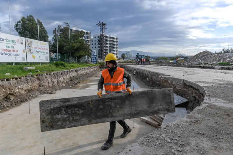 İzmir’de Trafik Sorununu Çözmek İçin Yeni Köprü