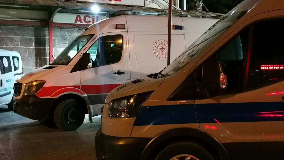İzmir’de Trans Birey Şofbenle Hayatını Kaybetti