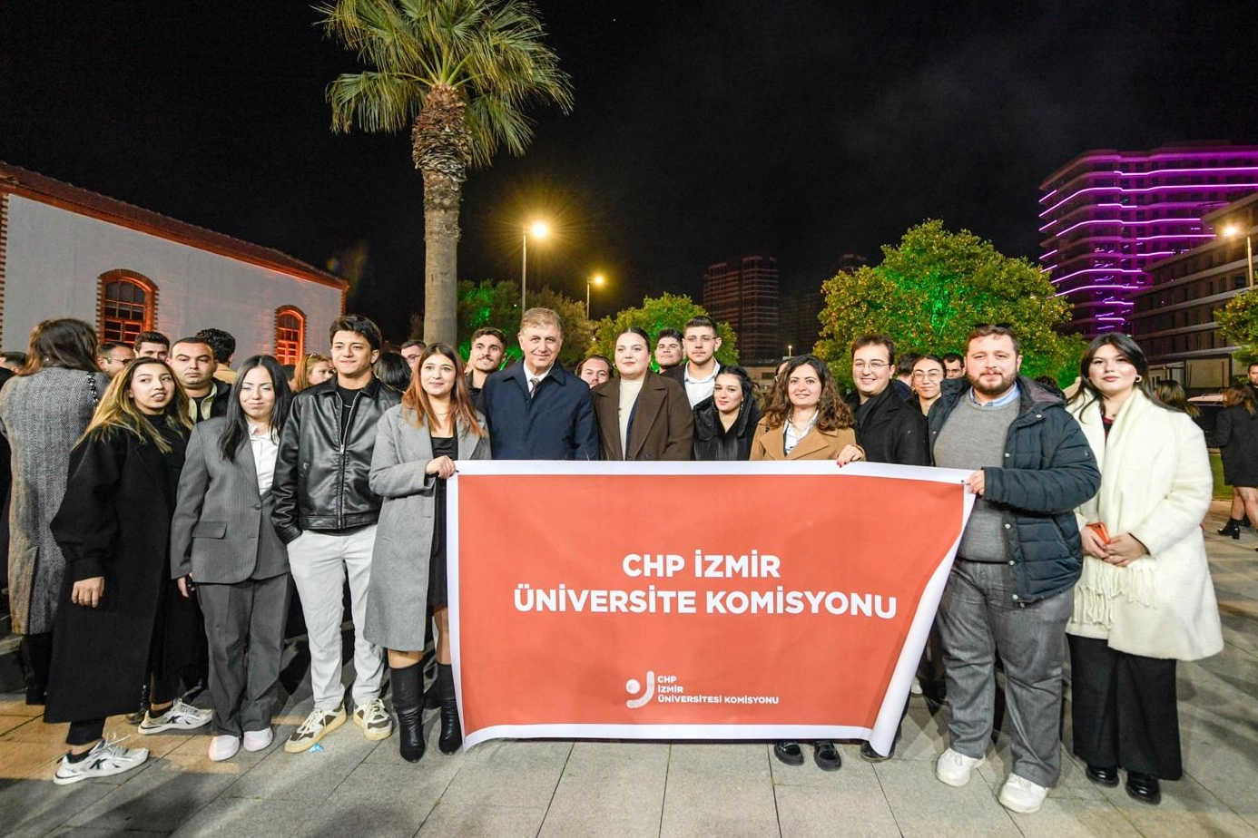 İzmir’de Tugay’dan Gençlere Adalet Vurgusu!
