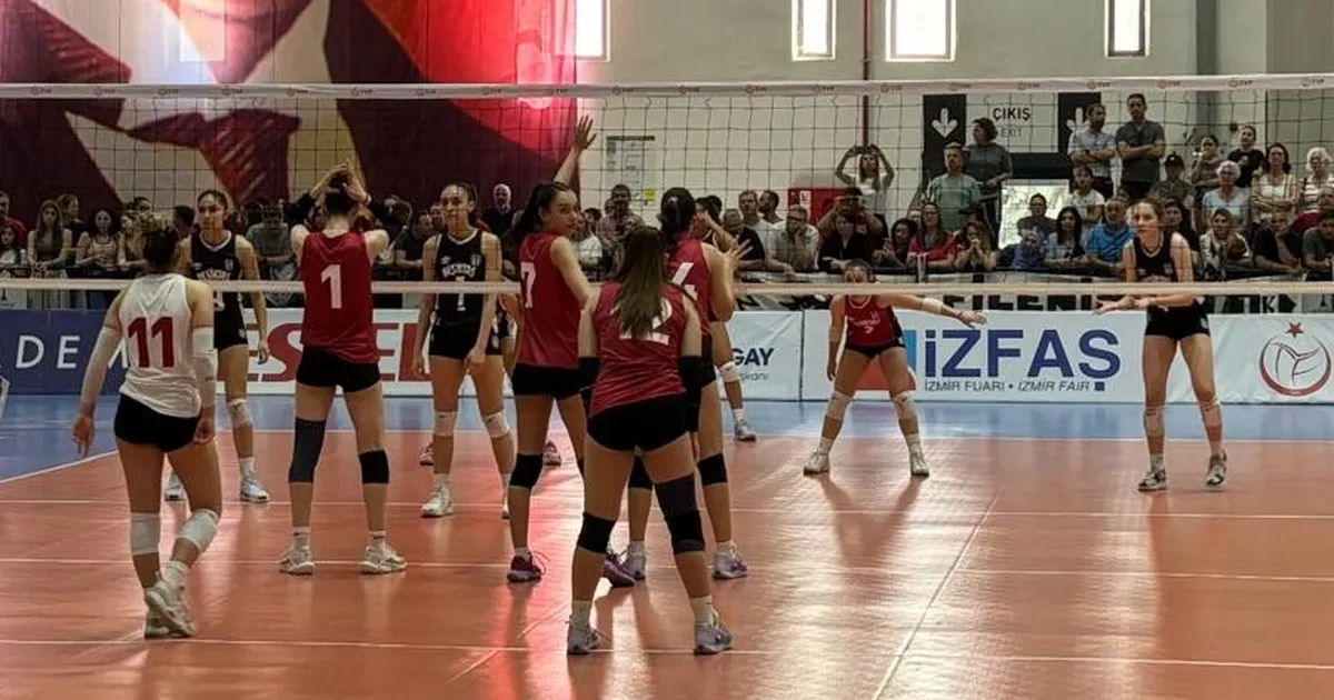 İzmir’de Voleybol Şampiyonası Coşkusu!