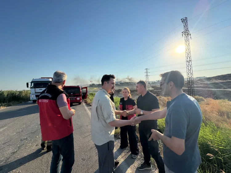 İzmir’de Yangın Hızla Kontrol Altına Alındı!