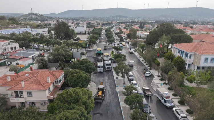 İzmir’de Yaz Sezonu Öncesi Yol Yenileme Atağı!