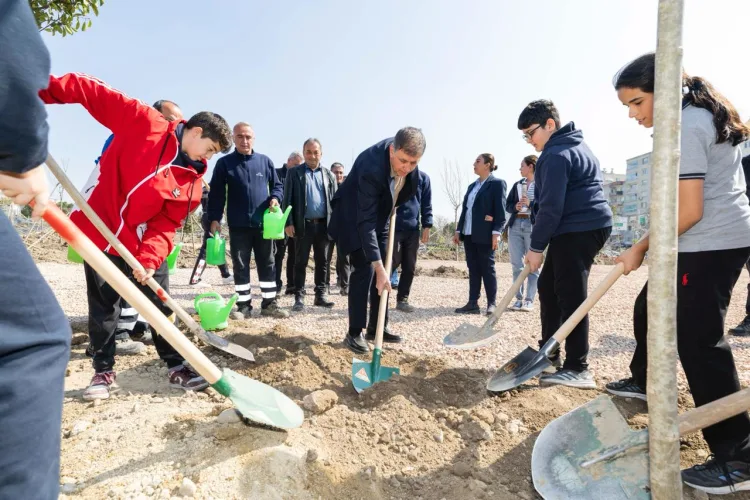 İzmir’de Yeni Mikro Orman Projesi Hayata Geçti!