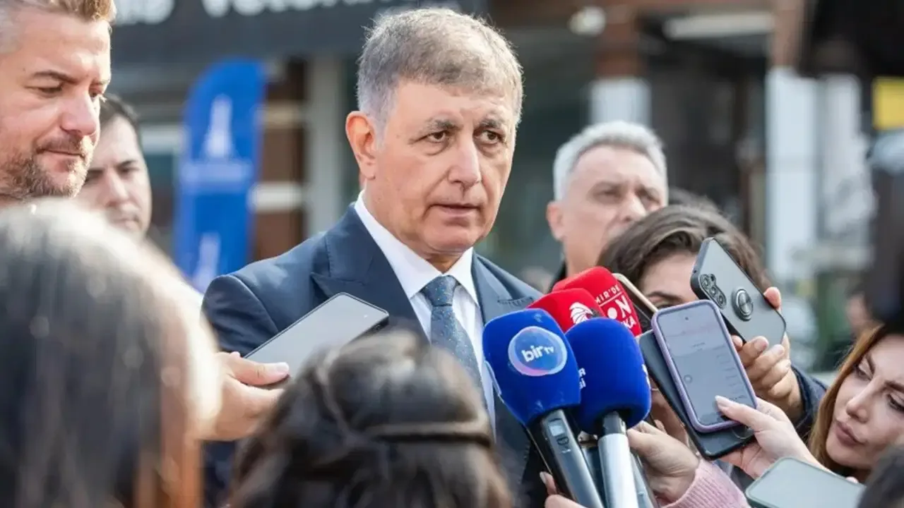 İzmir’de Zimmet İddiaları: 11 Kişi Gözaltında