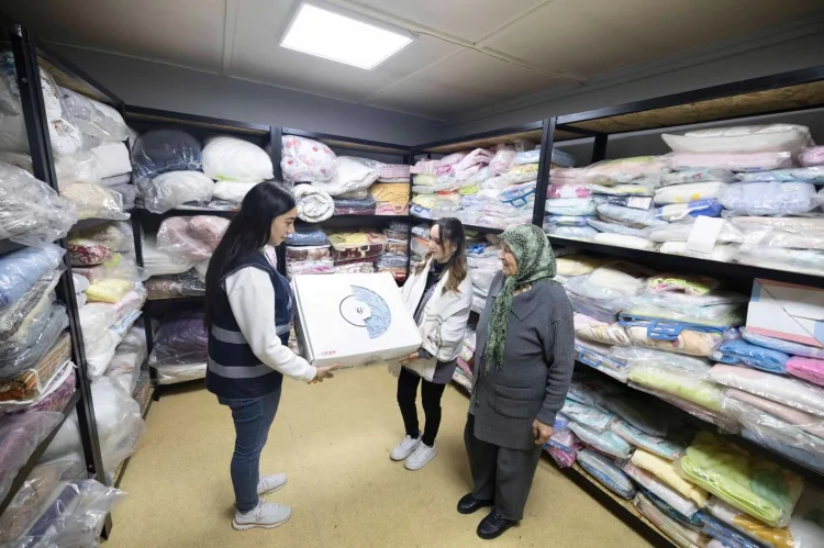 İzmir’den Genç Çiftlere Ücretsiz Düğün Desteği