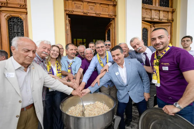 İzmir’i Daha İleri Taşımak İçin Birlik Vurgusu