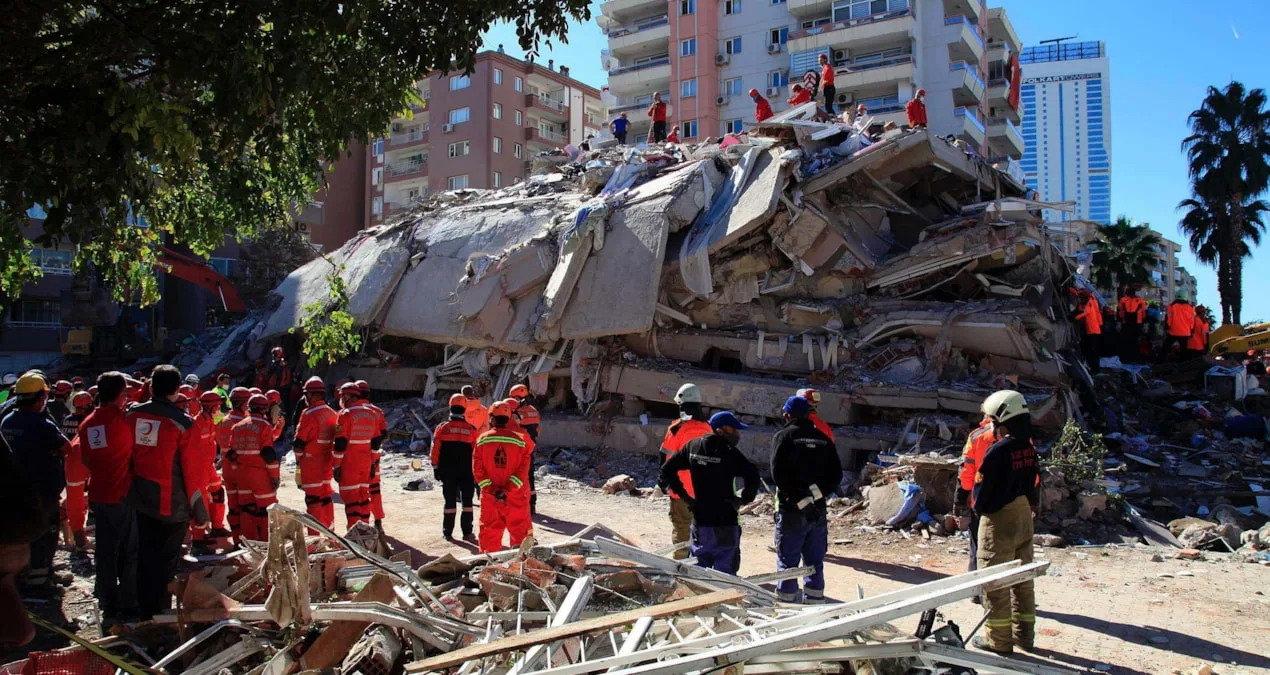 İzmir için deprem uyarısı! 4 tehlikeli fayı açıkladı