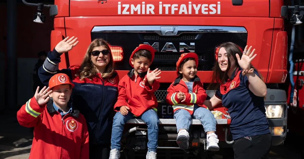 İzmir’in Kahraman Anneleri: İtfaiyeci Olmanın Gururu