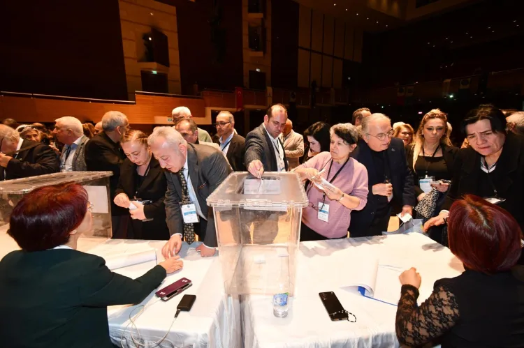 İzmir Kent Konseyi Toplantısı