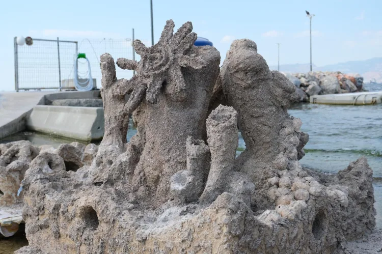 İzmir Körfezi’nde Yapay Resif Projesi Başlıyor!