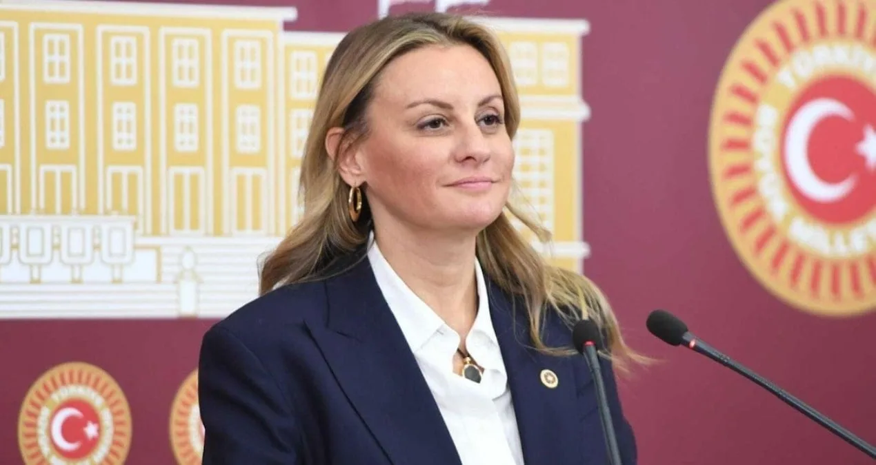 İzmir Milletvekili Ösen, CHP’ye Katılıyor!