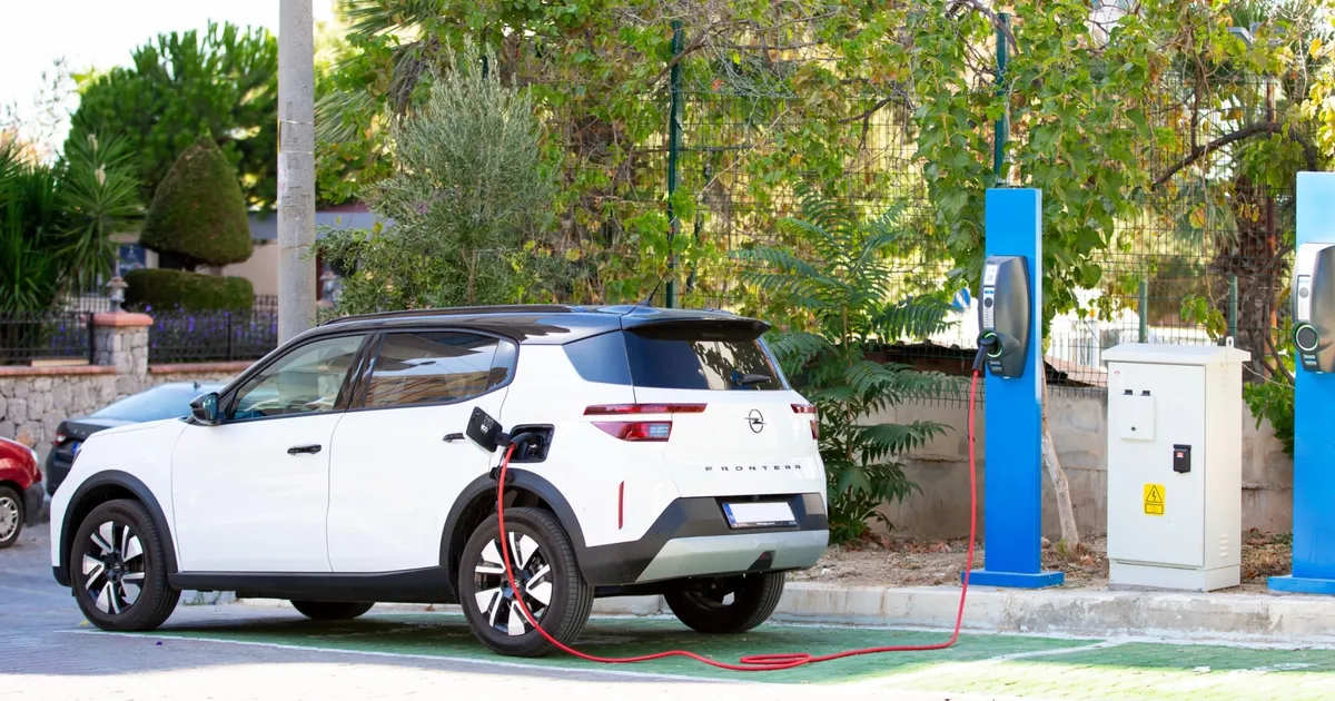 İzmir Narlıdere’de Elektrikli Araç İstasyonu Artışı