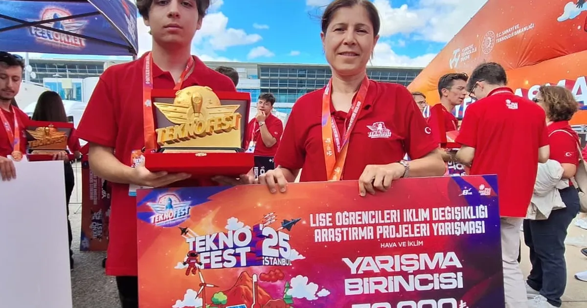 İzmirli Genç, TEKNOFEST 2025’te Birinci Oldu!