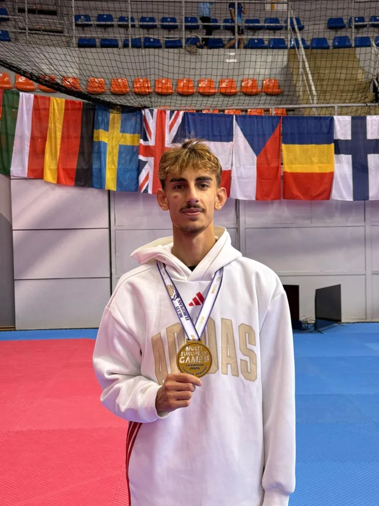 İzmirli Tekvandocular Avrupa’da 2 Altın, 1 Bronz Kazandı!