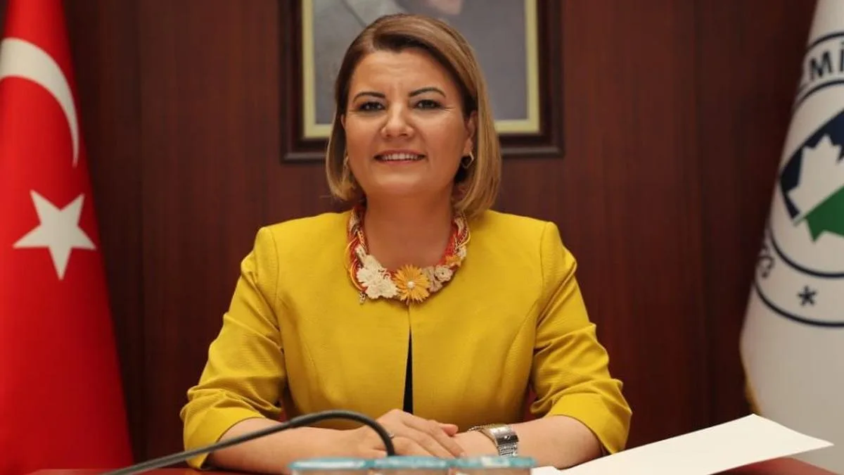 İzmit Belediye Başkanı Hürriyet Tutuklama Talebiyle Sevk!