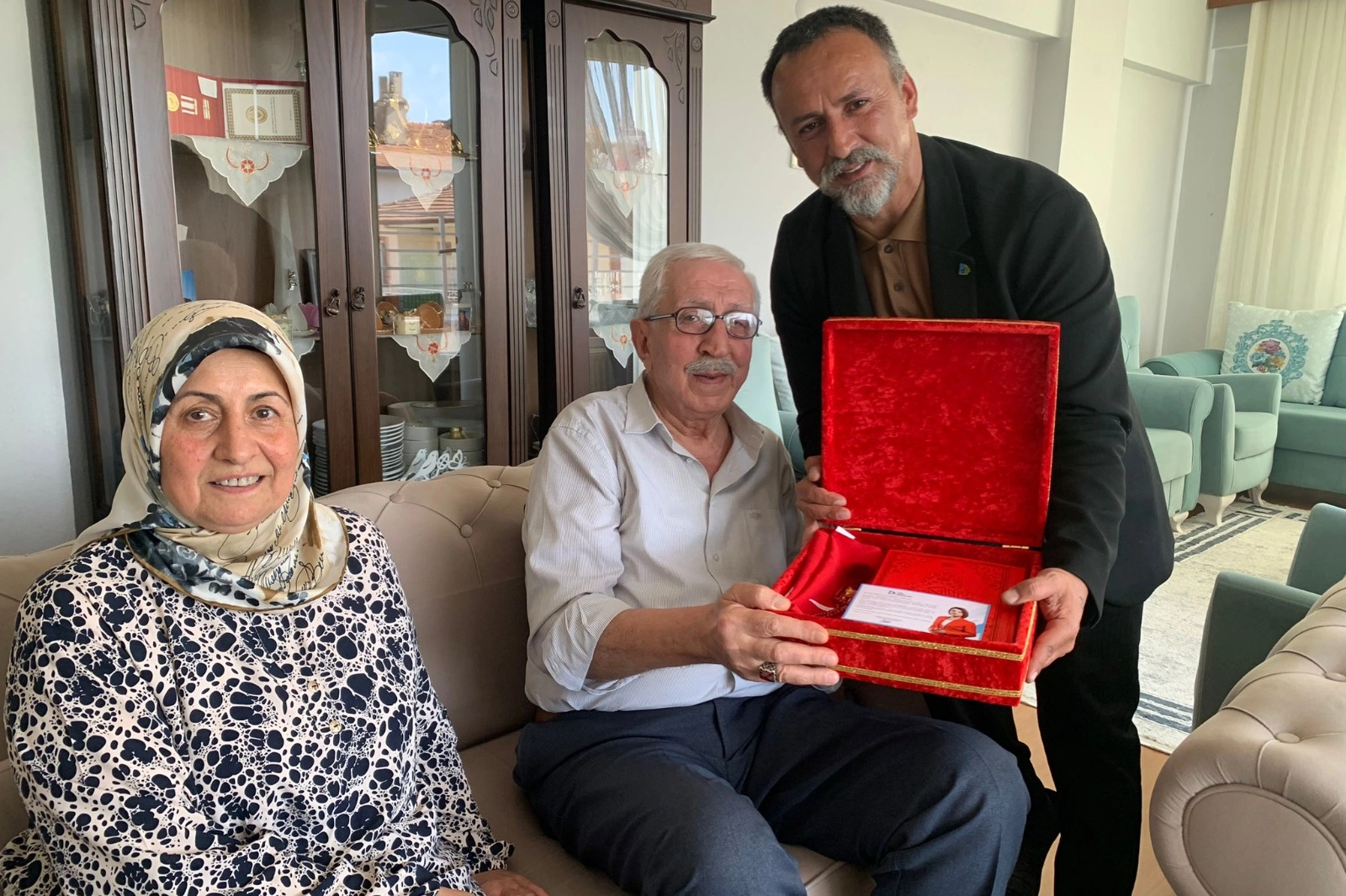 İzmit Belediyesi’nden Gazilere Anlamlı Ziyaret