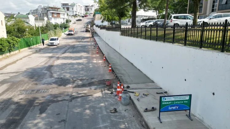 İzmit’te 400 Metre Beton Kaldırım Yapıldı!