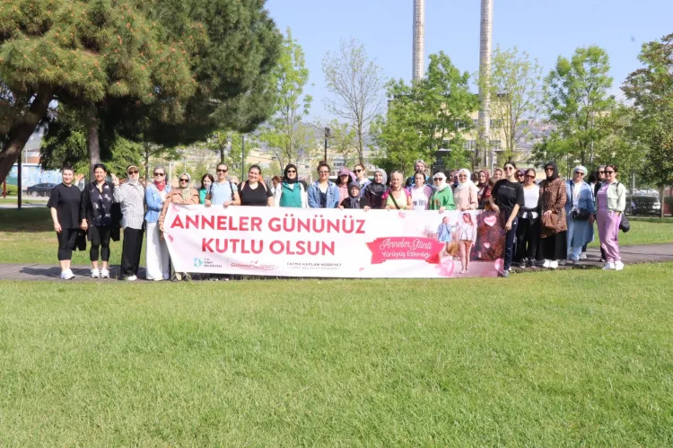 İzmit’te Anneler Günü’nde Sağlıklı Yaşam Yürüyüşü!