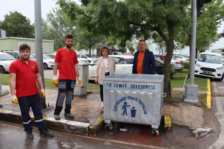 İzmit’te Çöp Konteynerleri Modernleşiyor!